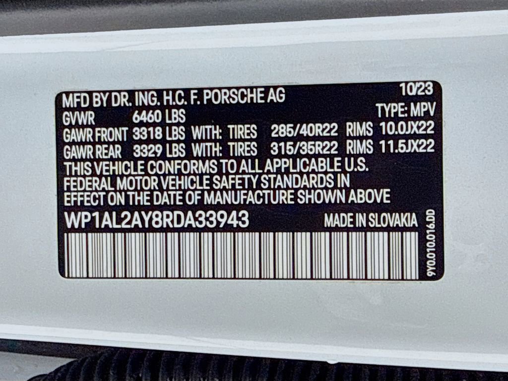 Certified 2024 Porsche Cayenne S AWD/4WD image 12