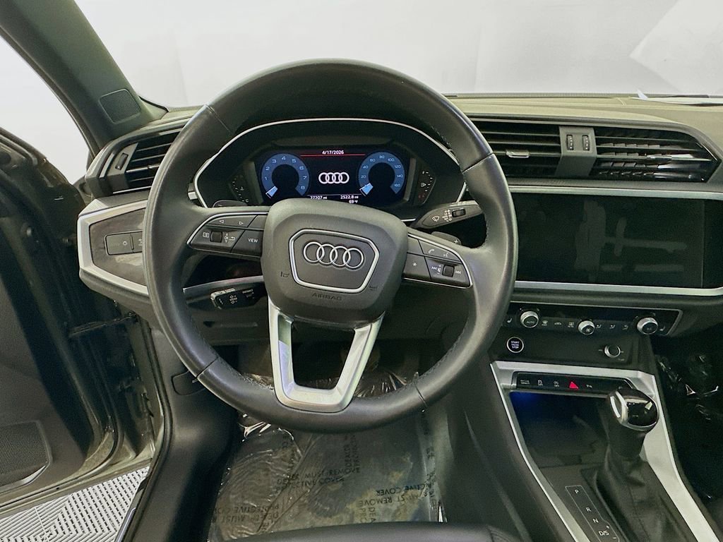 Used 2023 Audi Q3 2.0T Premium Plus AWD/4WD image 15