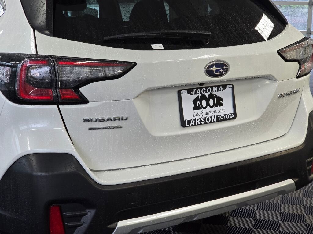 Used 2022 Subaru Outback Limited image 12