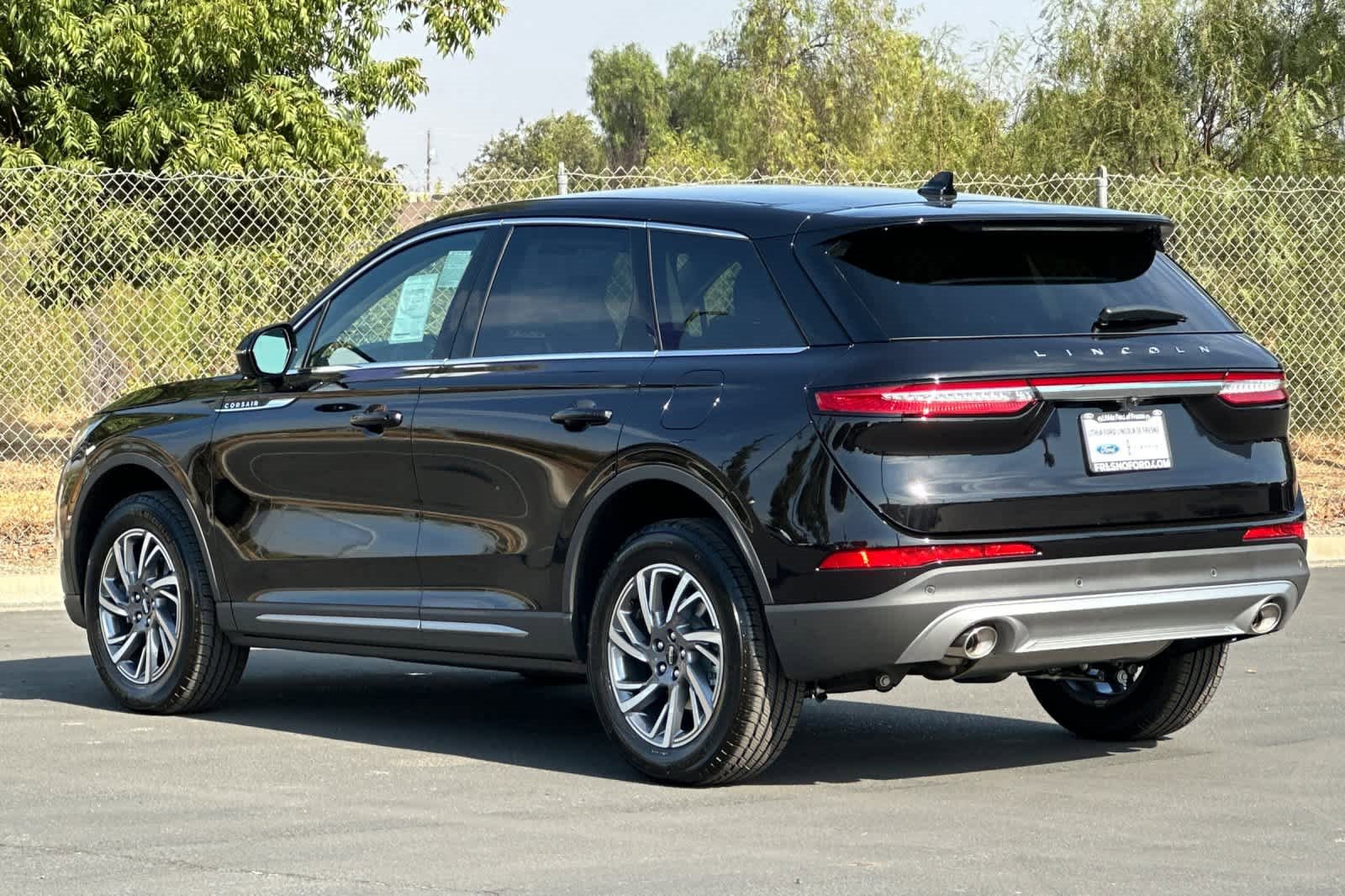 Used 2025 Lincoln Corsair Premiere w/ Equipment Group 101A image 7