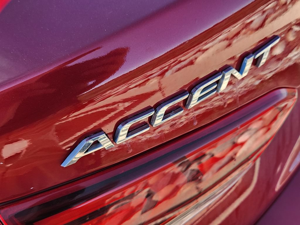 Used 2020 Hyundai Accent SE FWD image 10
