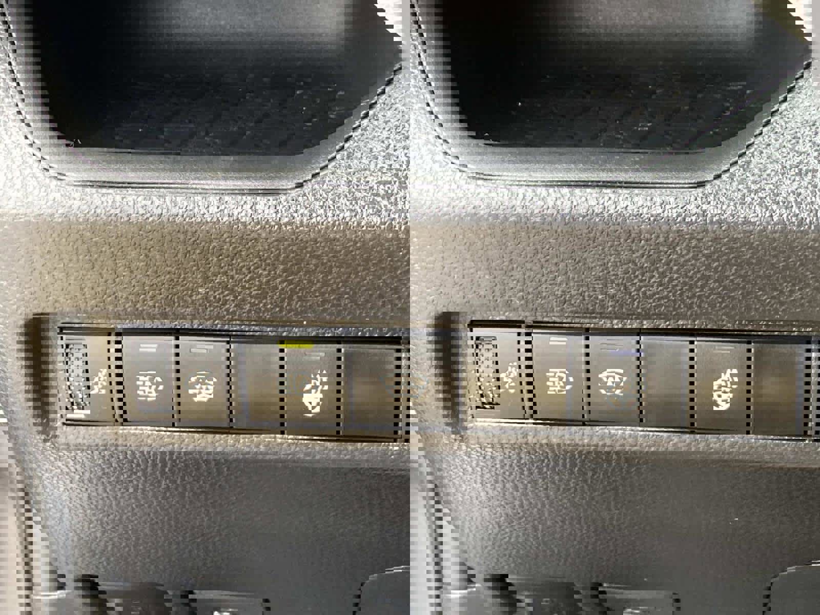 Used 2023 Toyota RAV4 XLE w/ Convenience Package image 24