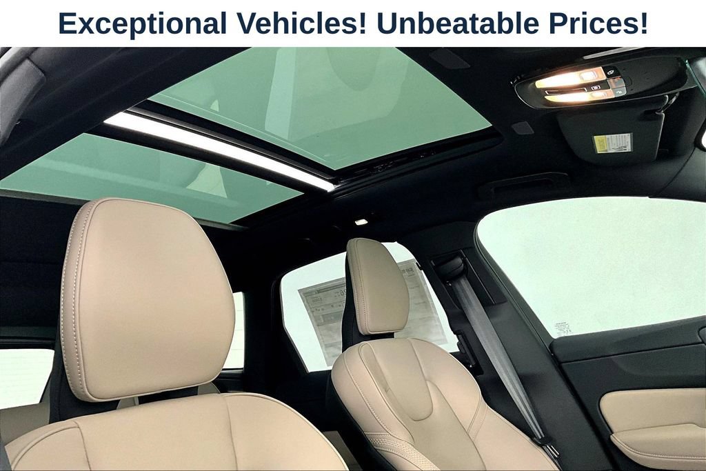 New 2026 Volvo XC60 B5 Plus w/ Protection Package Premier AWD/4WD image 26