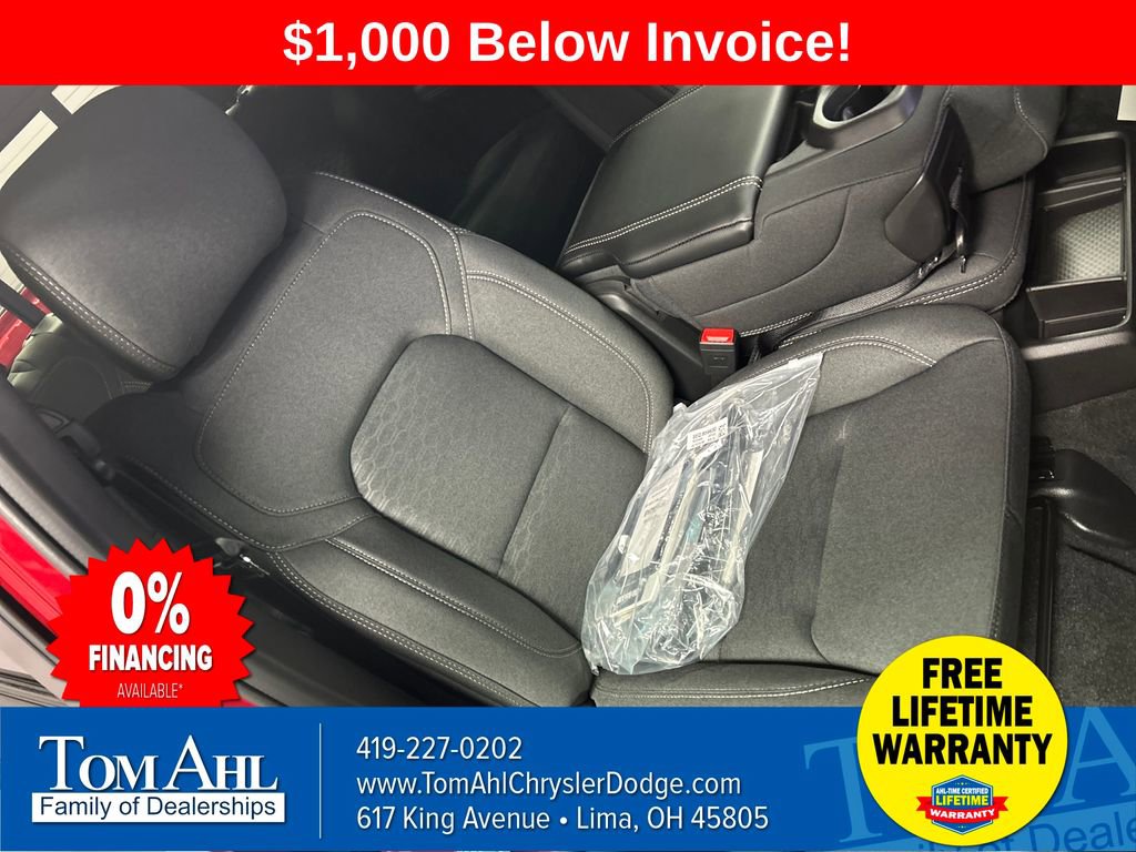 New 2026 RAM 1500 4x4 Crew Cab image 23