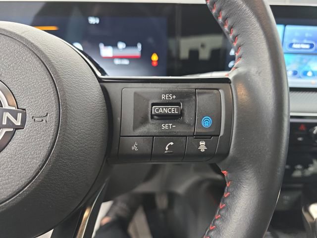 Used 2025 Nissan Kicks SR image 36