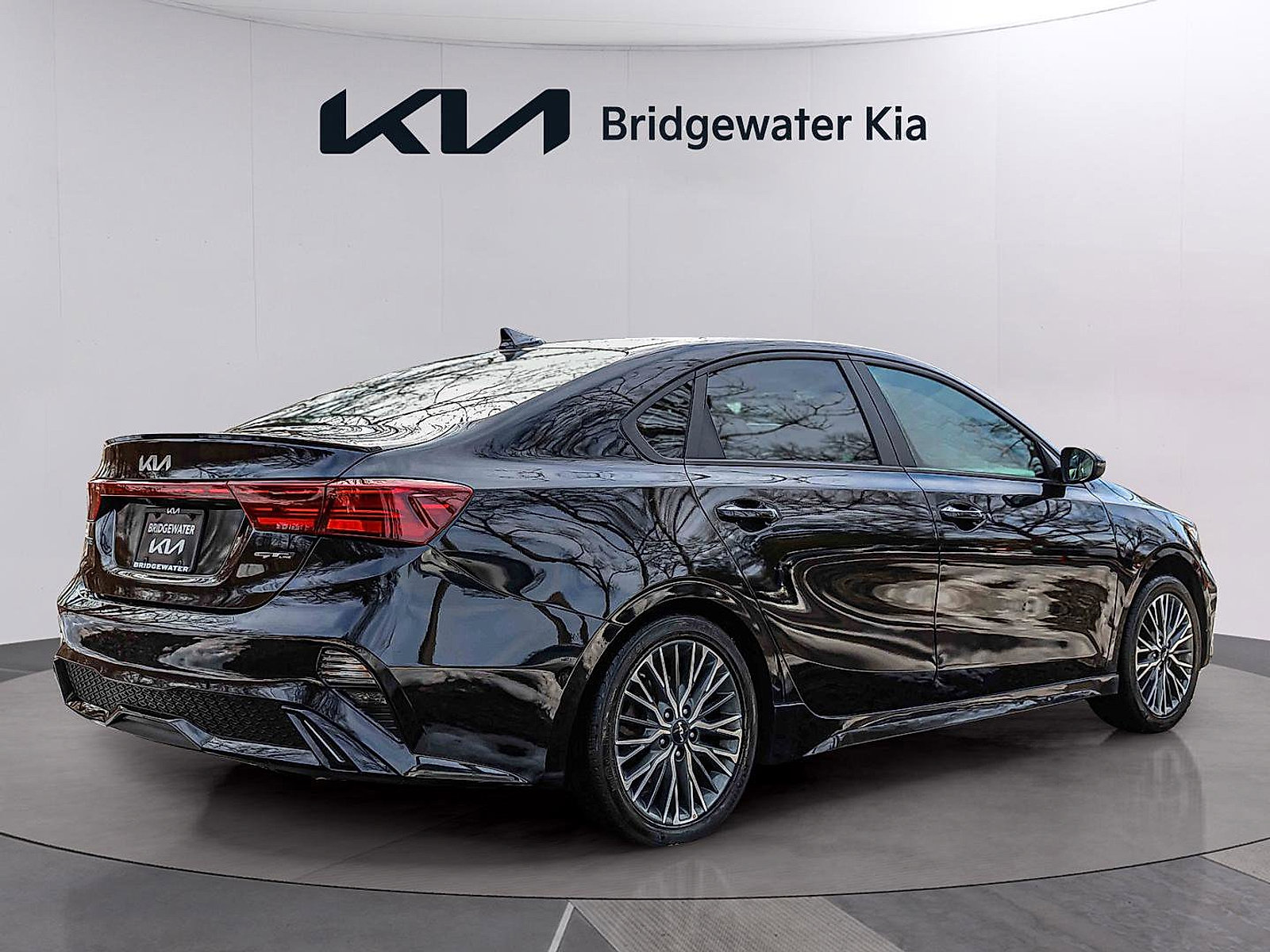 Certified 2023 Kia Forte GT-Line w/ GT-Line Technology Package image 6