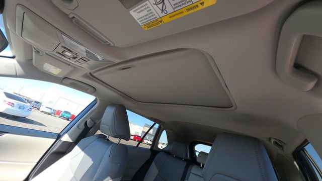 Used 2020 Toyota RAV4 XLE Premium image 15