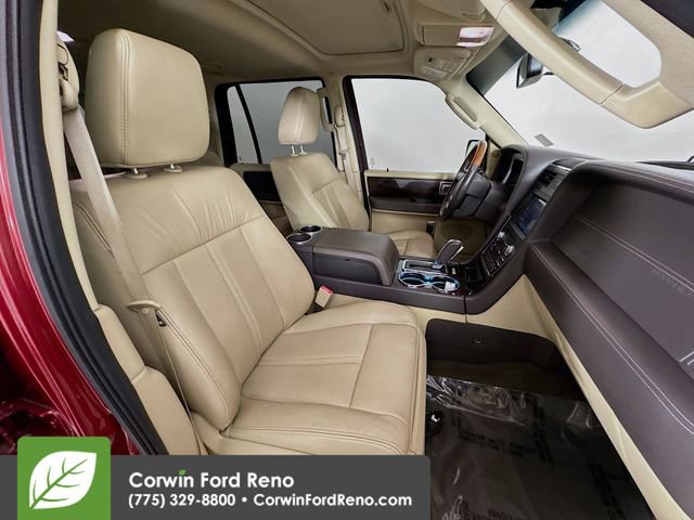 Used 2016 Lincoln Navigator L Reserve image 30