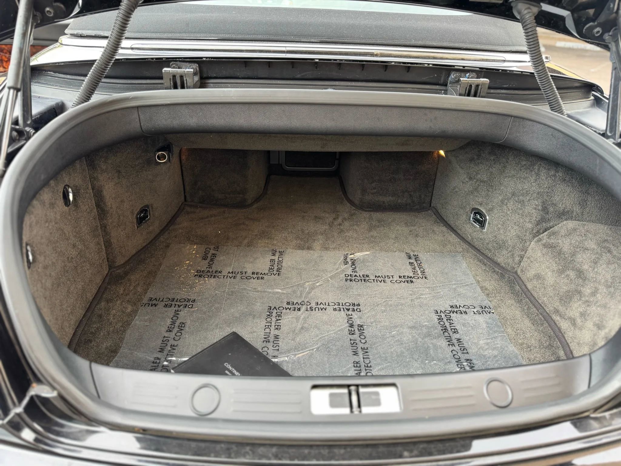 Used 2009 Bentley Continental GTC image 14