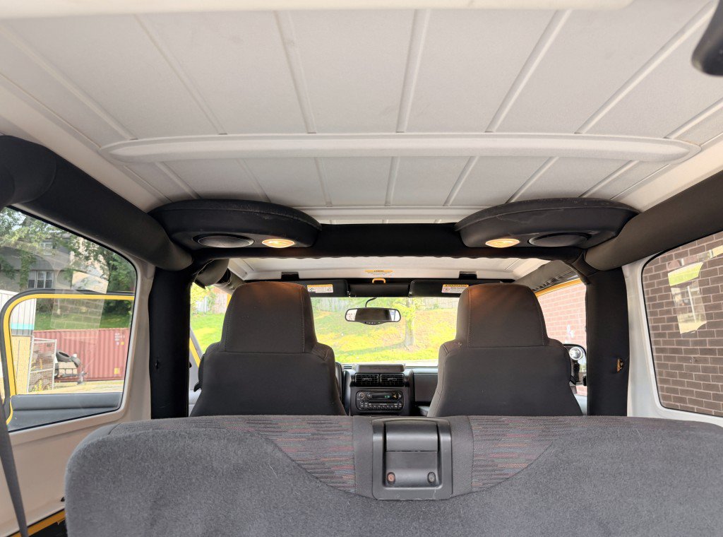 Used 2005 Jeep Wrangler Unlimited Rubicon AWD/4WD image 24