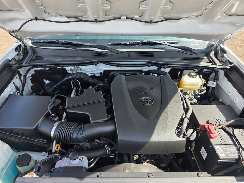 Used 2018 Toyota Tacoma TRD Off-Road image 25