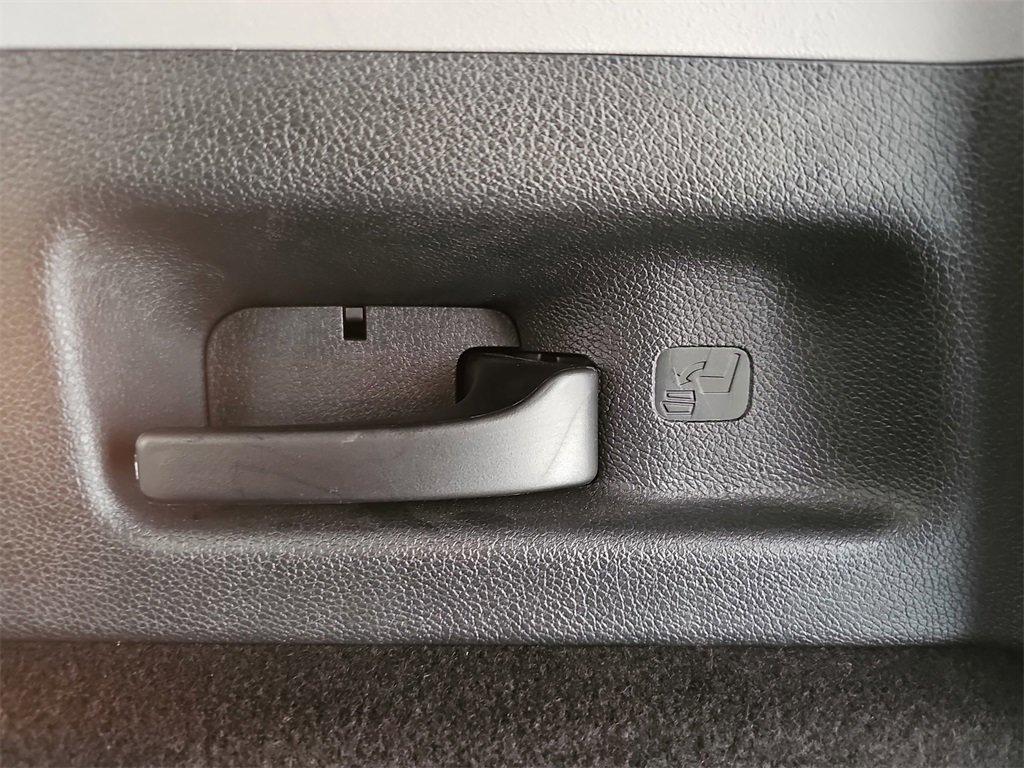 Certified 2021 Honda CR-V Touring image 17