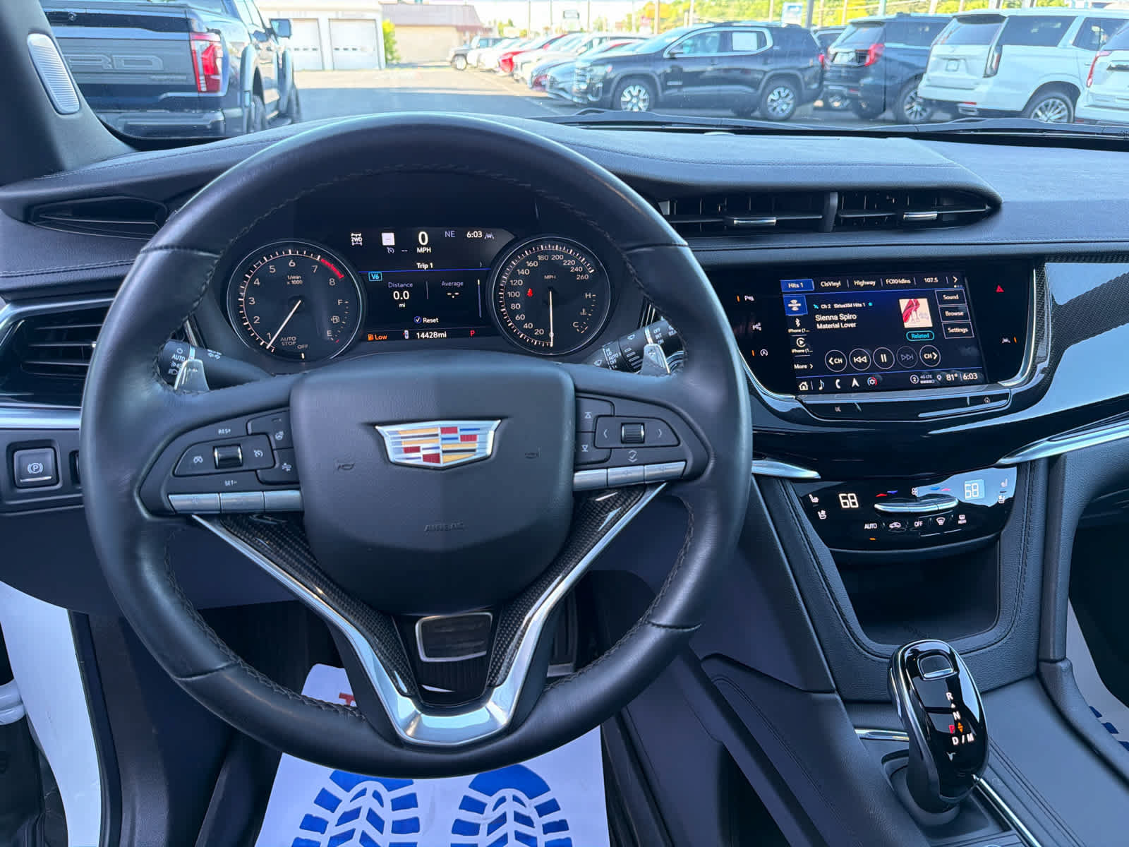 Used 2024 Cadillac XT6 Sport w/ LPO, ONYX Package AWD/4WD image 3