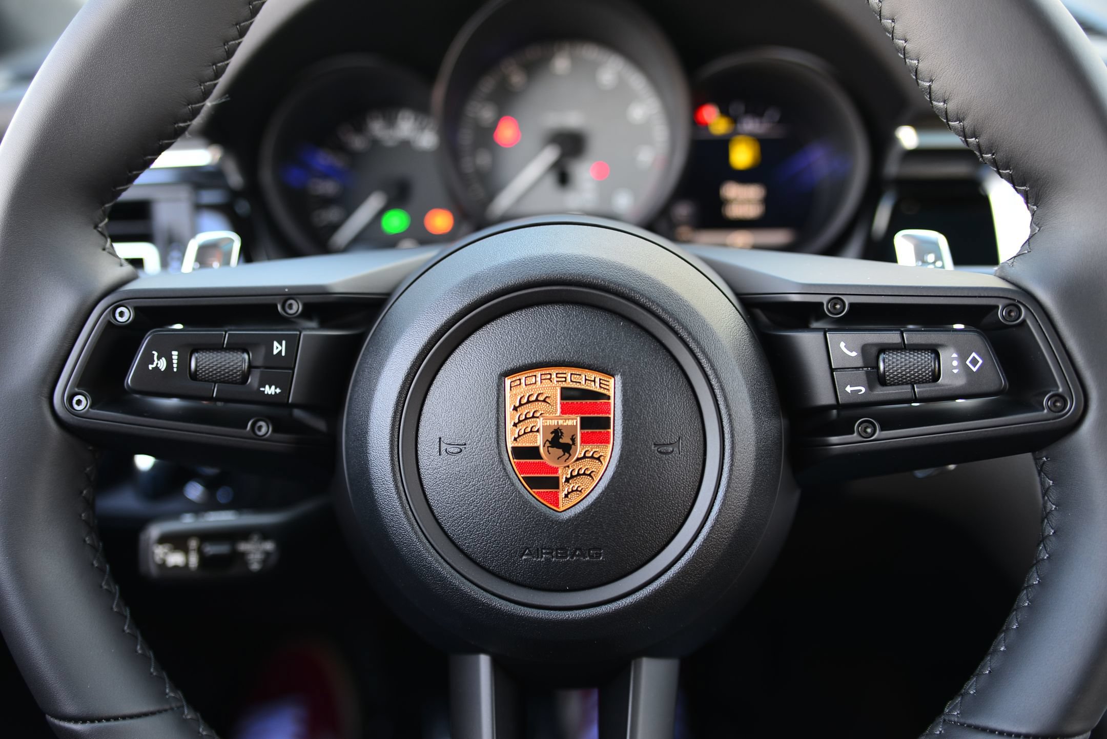 New 2026 Porsche Macan S AWD/4WD image 32