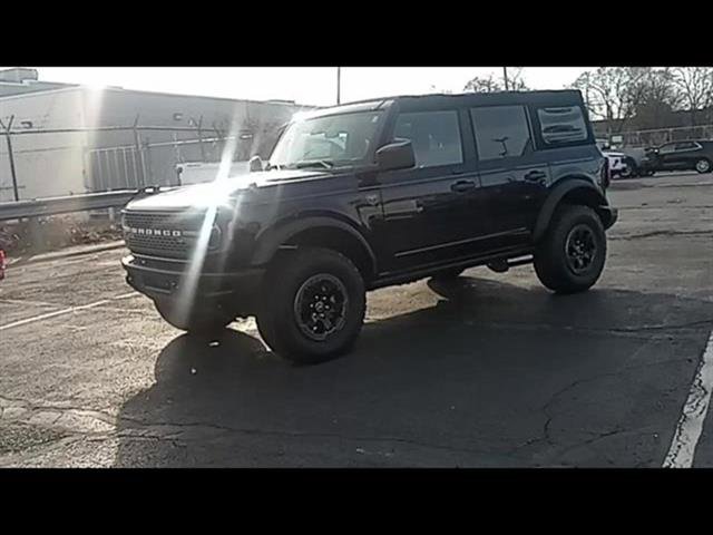 Used 2021 Ford Bronco Badlands image 37