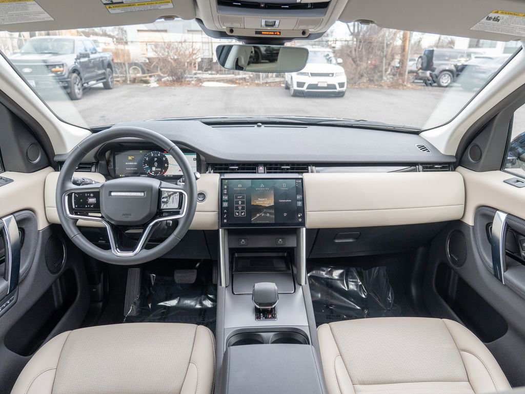 Certified 2025 Land Rover Discovery Sport S AWD/4WD image 18