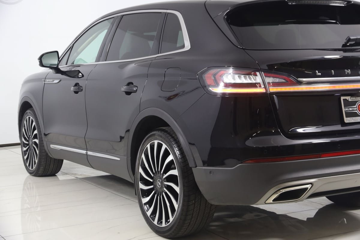 Used 2023 Lincoln Nautilus Black Label AWD/4WD image 26