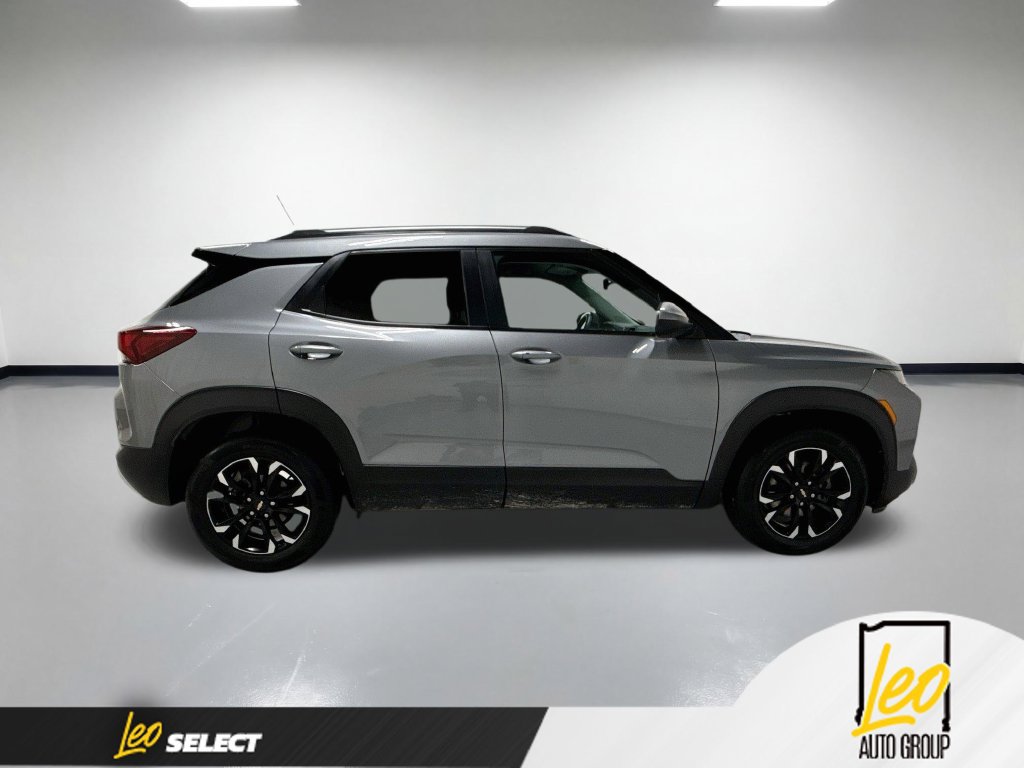 Used 2023 Chevrolet TrailBlazer LT w/ Convenience Package FWD image 6