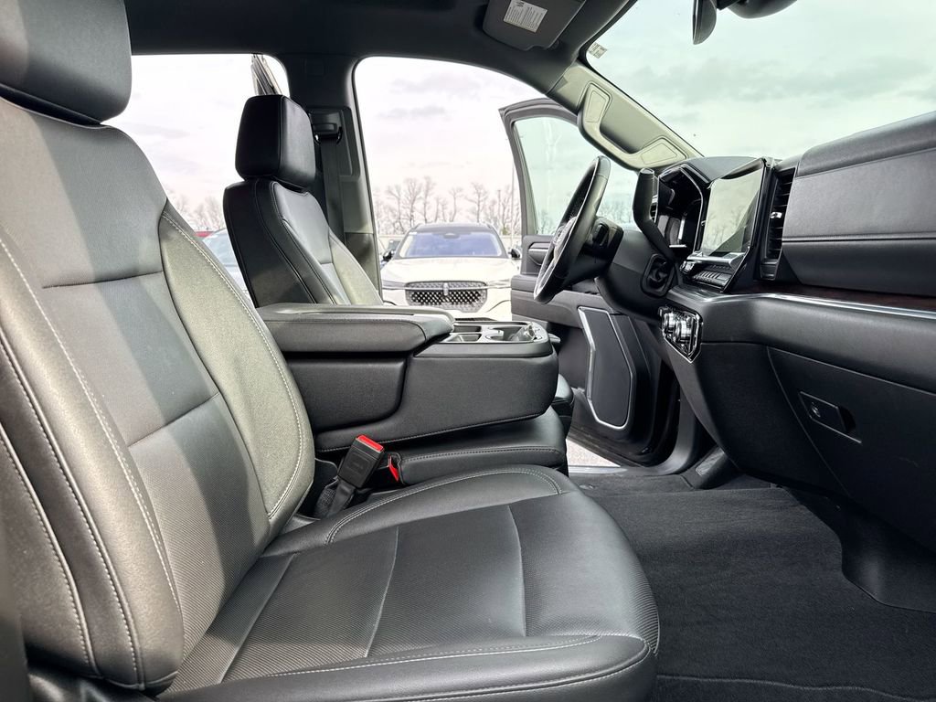 Used 2024 GMC Sierra 2500 SLT image 21