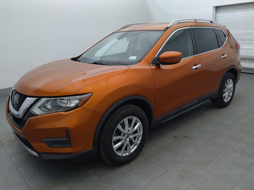Used 2019 Nissan Rogue SV FWD image 2