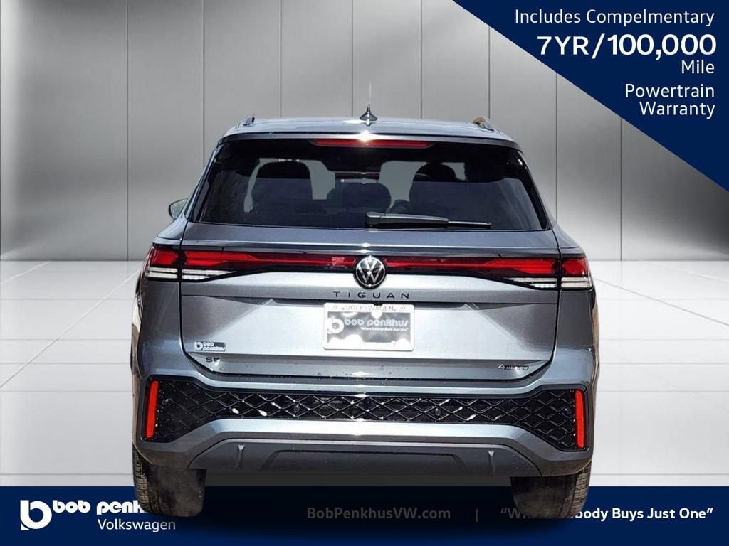 New 2026 Volkswagen Tiguan SE R-Line AWD/4WD image 25