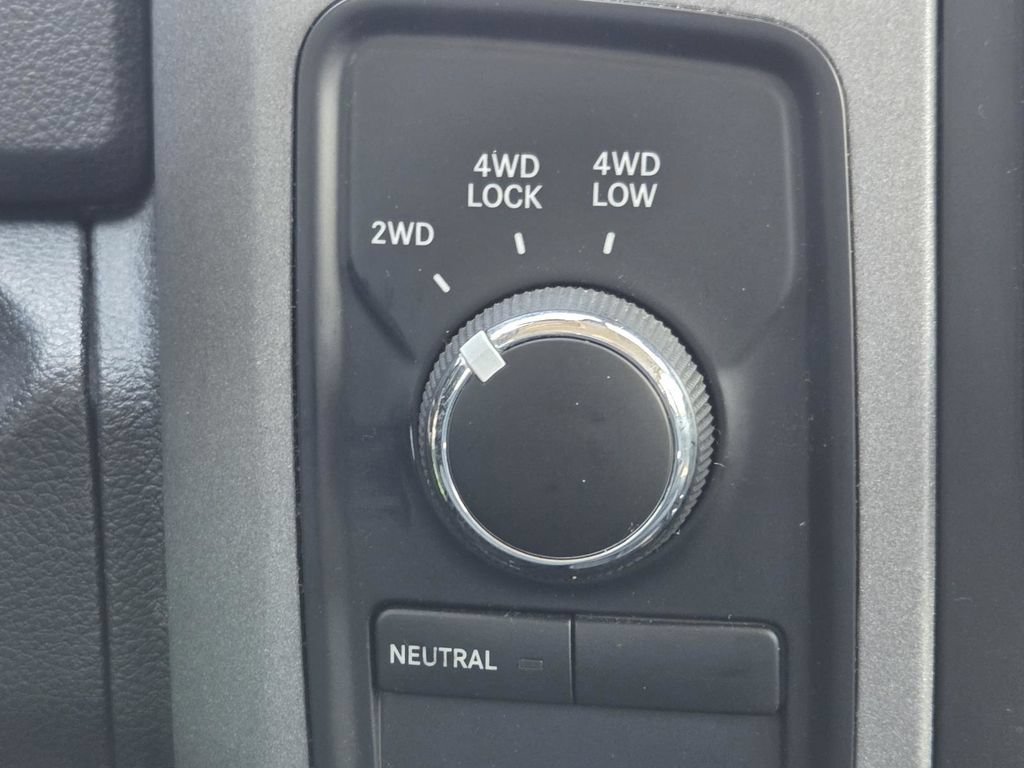 Used 2014 RAM 1500 Express AWD/4WD image 15