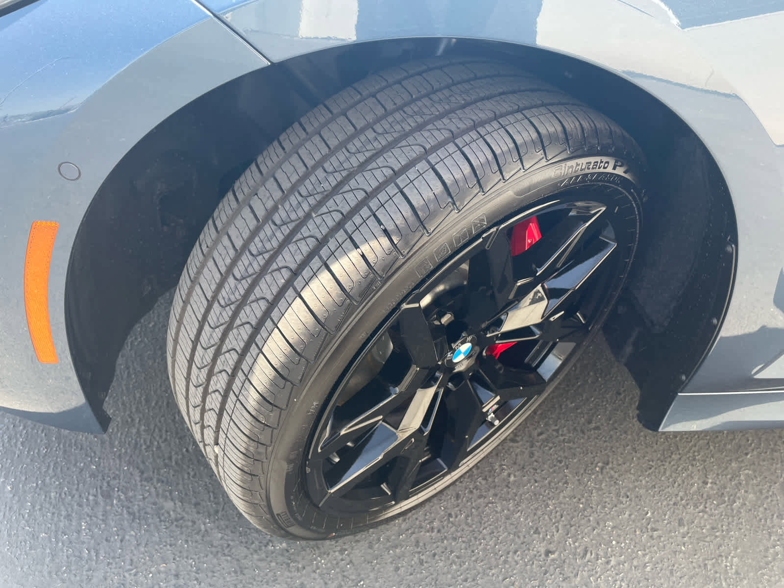 New 2025 BMW 330i Sedan w/ M Sport Package image 22