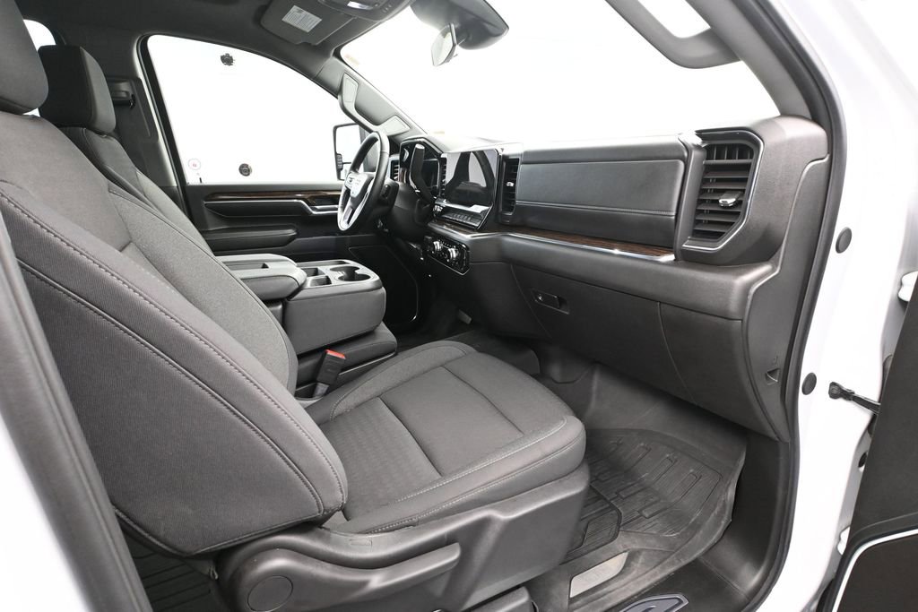 Used 2024 GMC Sierra 2500 SLE w/ SLE Value Package AWD/4WD image 43