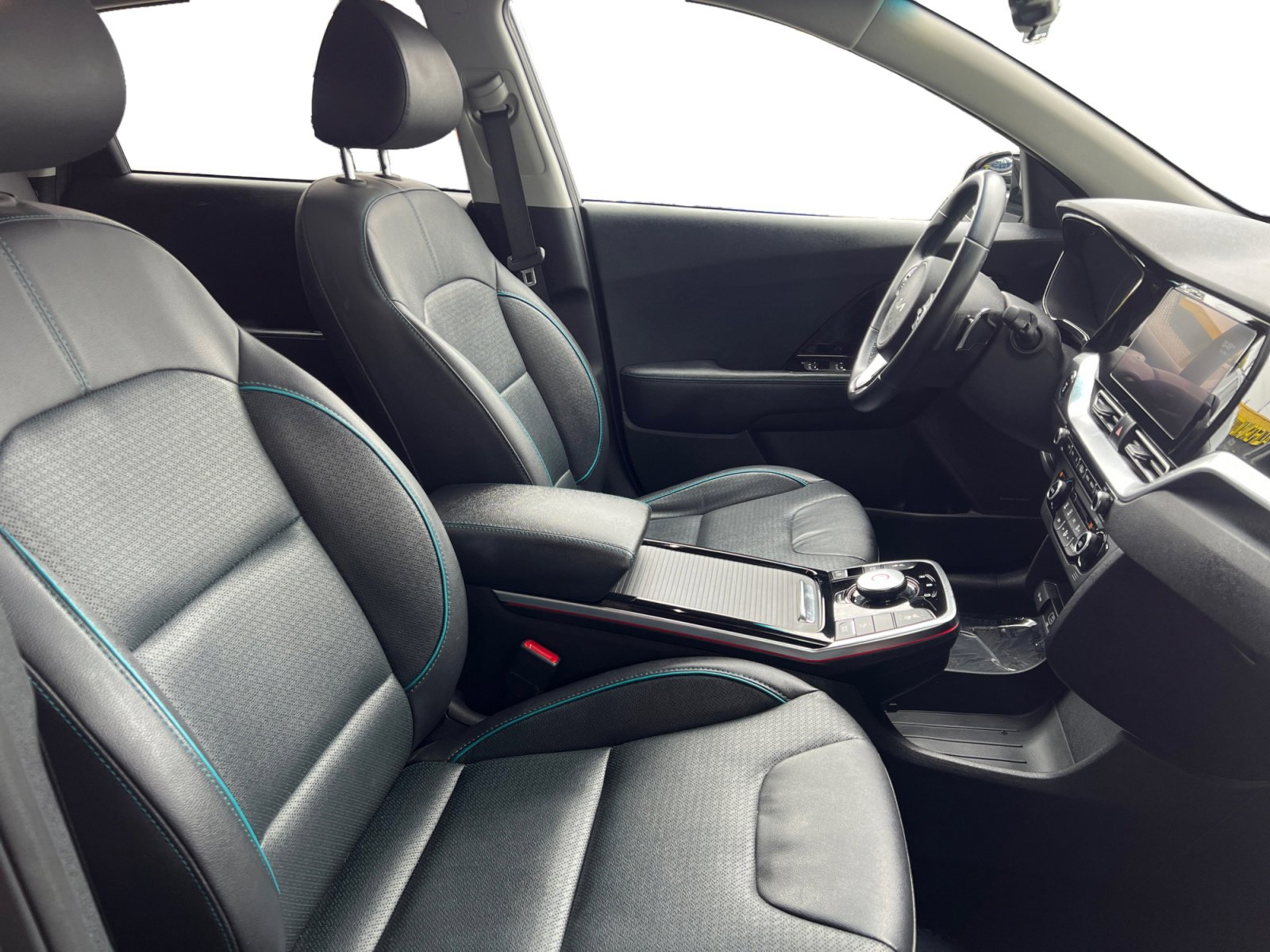 Used 2022 Kia Niro EX Premium image 15