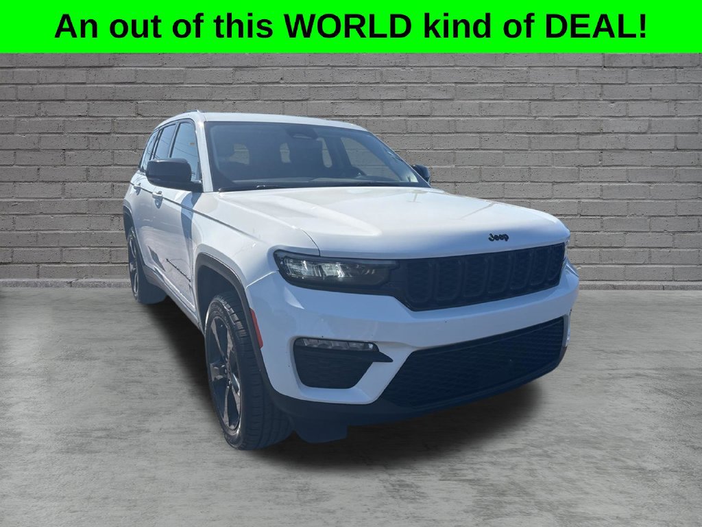 Used 2023 Jeep Grand Cherokee Limited w/ Black Appearance Package AWD/4WD 360° Tour