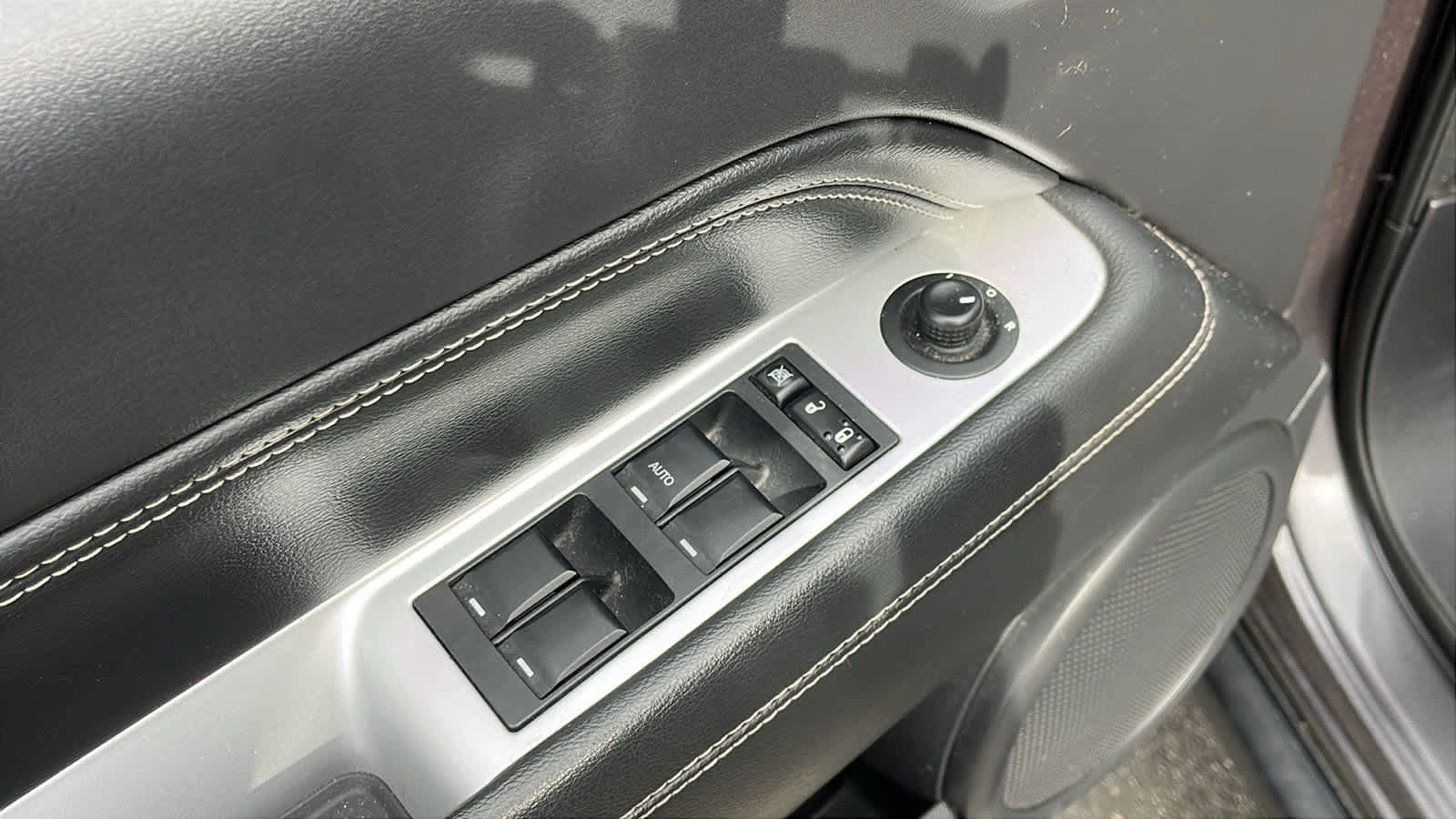 Used 2017 Jeep Compass High Altitude image 27