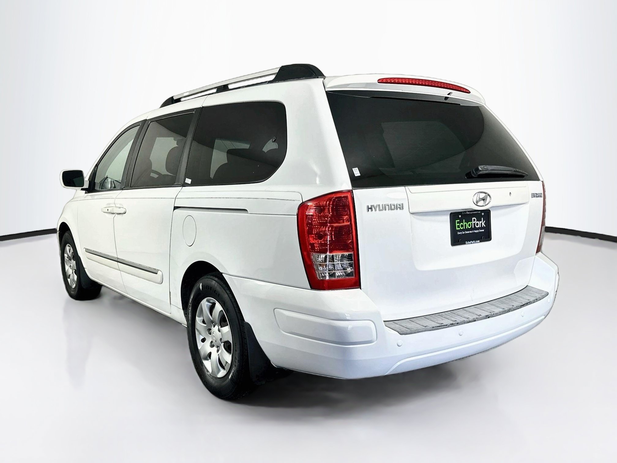 Used 2008 Hyundai Entourage GLS FWD image 5