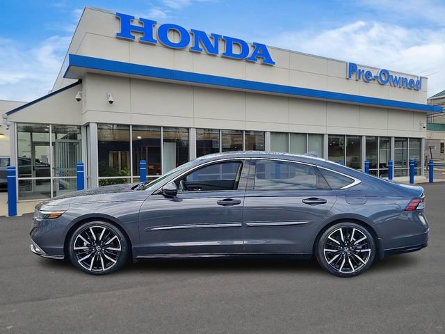 Used 2024 Honda Accord Touring image 7
