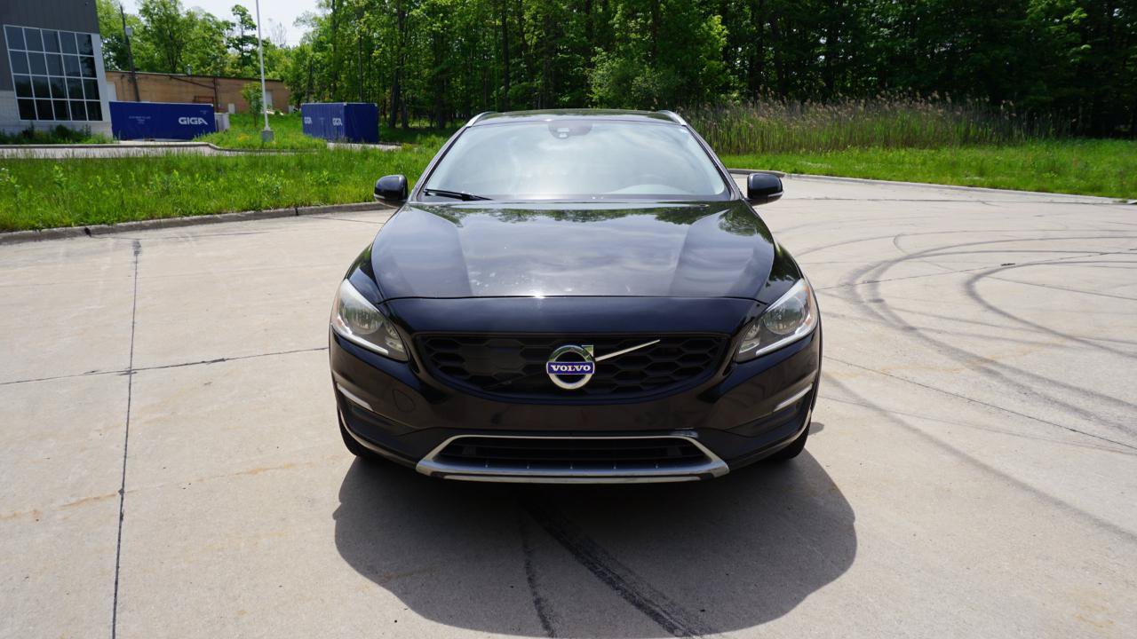 Used 2016 Volvo V60 T5 Cross Country AWD/4WD image 8