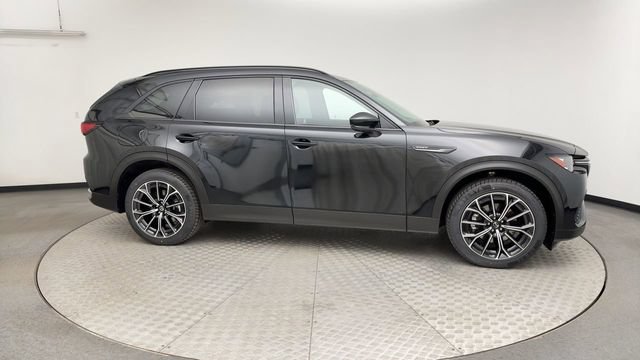 Certified 2025 MAZDA CX-70 Plug-In Hybrid w/ Premium Plus AWD/4WD image 9