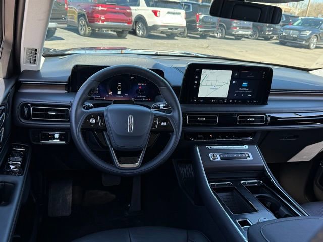 Used 2025 Lincoln Aviator Reserve w/ Illumination Package image 8