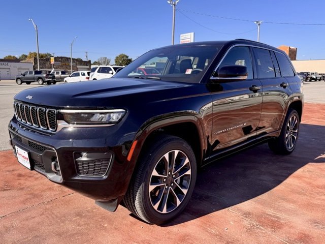 New 2025 Jeep Grand Cherokee Overland w/ Luxury Tech Group IV image 1