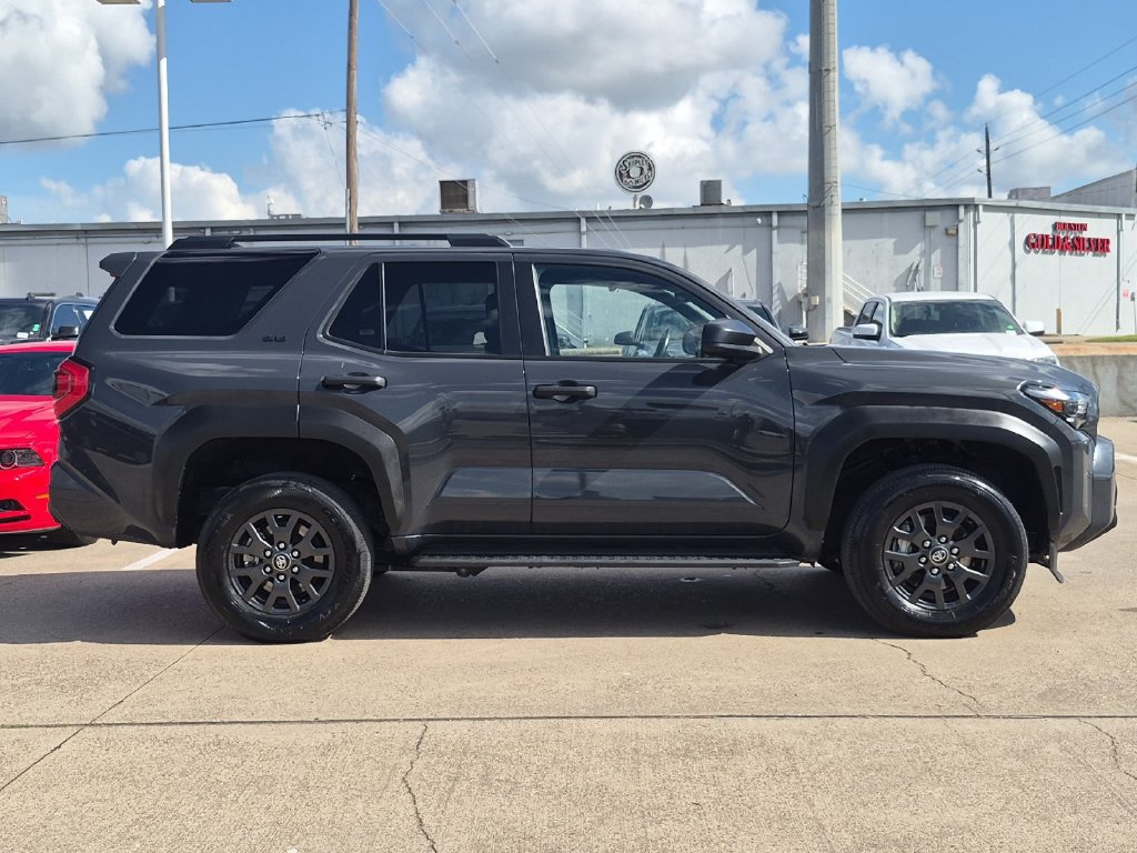 Certified 2025 Toyota 4Runner SR5 AWD/4WD image 7