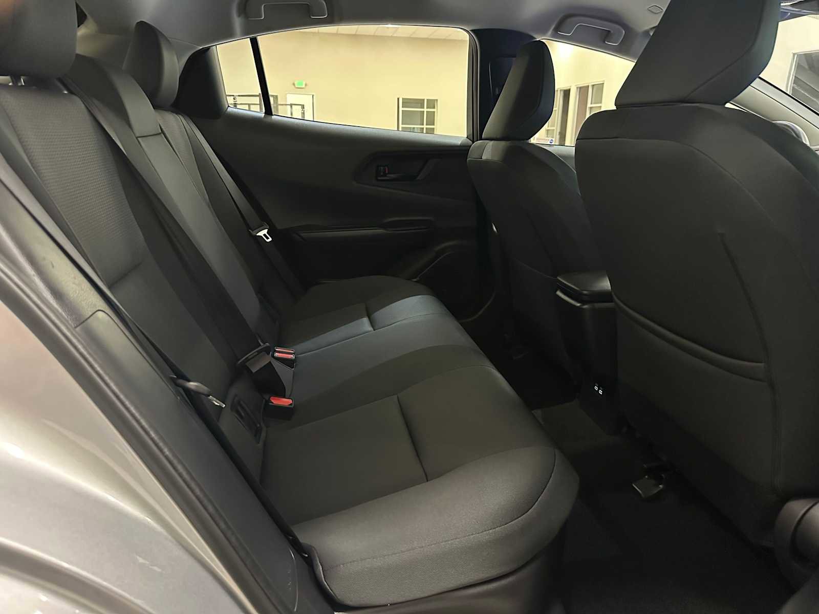 Used 2024 Toyota Prius LE image 25