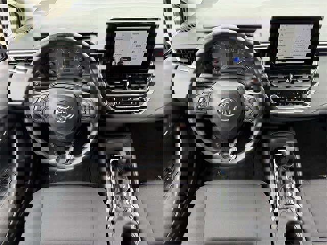 Used 2025 Toyota Corolla LE image 12