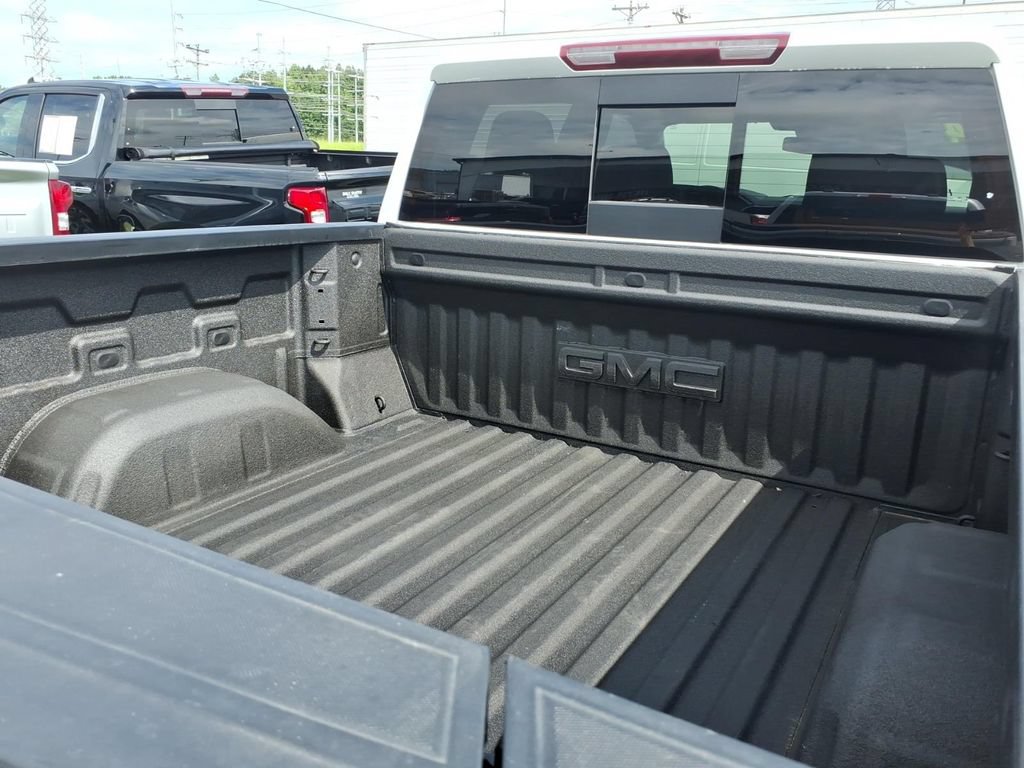 Used 2024 GMC Sierra 1500 SLT w/ SLT Premium Plus Package AWD/4WD image 16