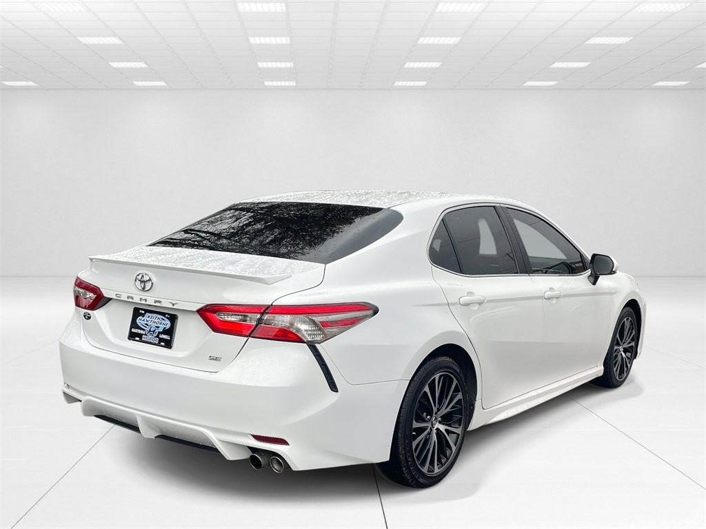 Used 2018 Toyota Camry SE image 6