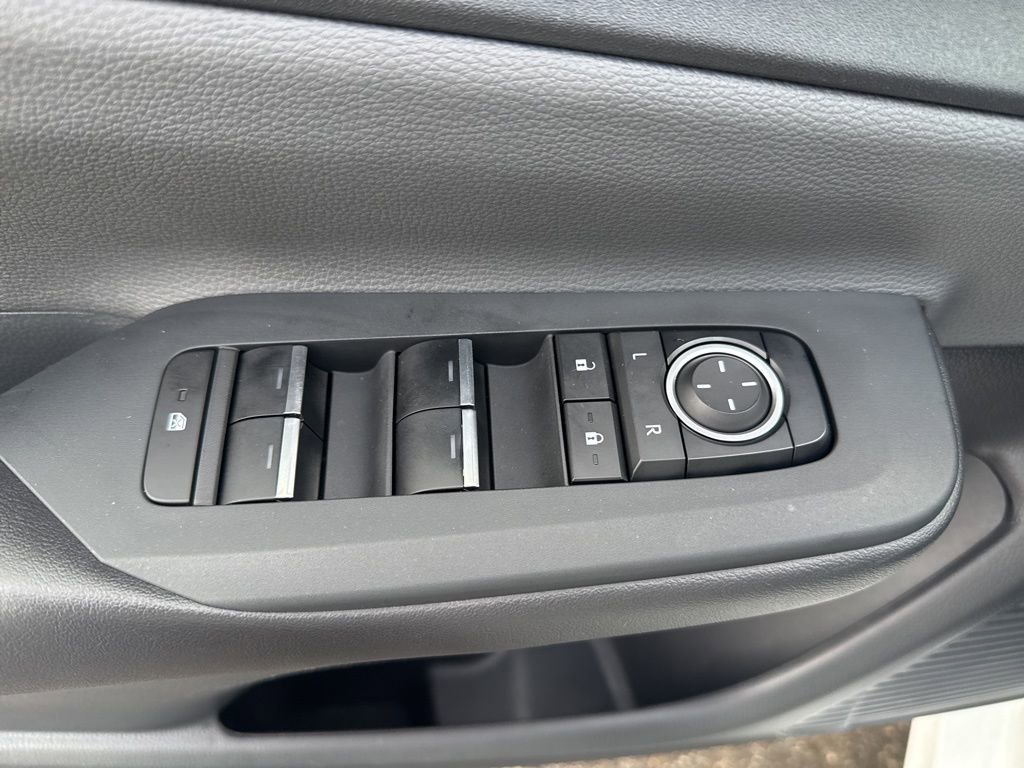 Used 2024 Toyota Prius XLE image 29