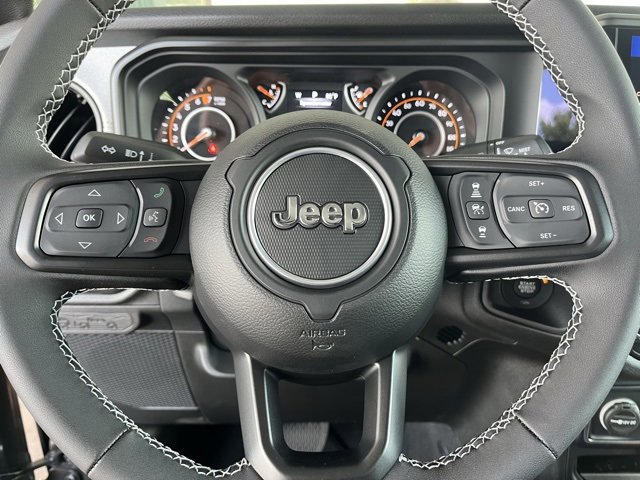New 2025 Jeep Gladiator Sport image 24