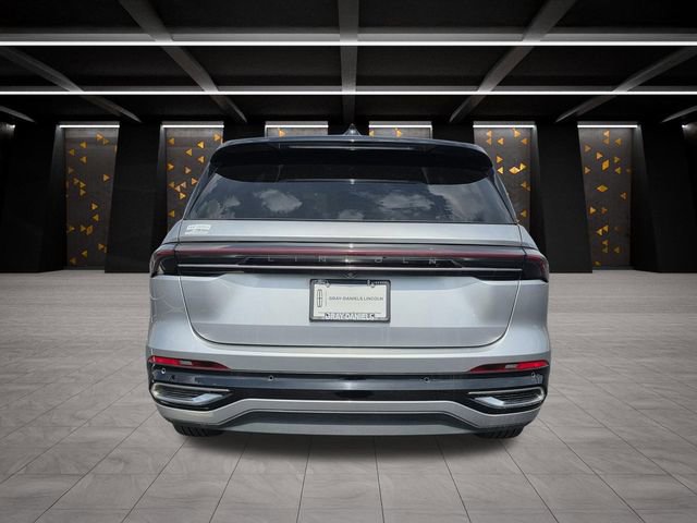 Used 2024 Lincoln Nautilus Reserve image 5