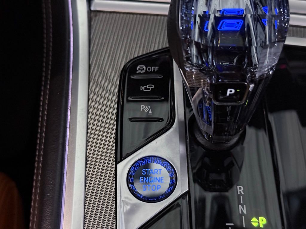 Used 2023 BMW ALPINA B8 xDrive Gran Coupe AWD/4WD image 44