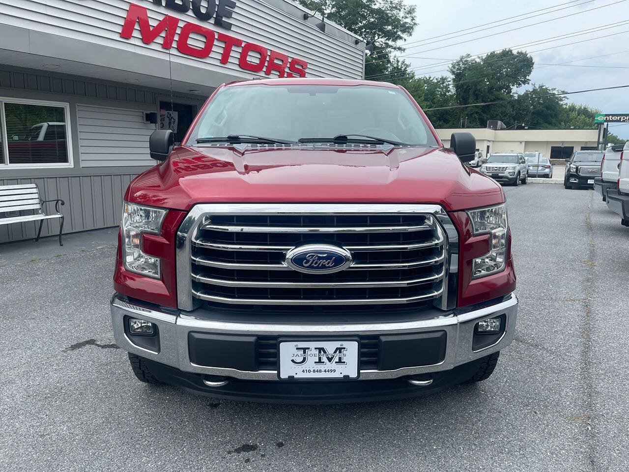 Used 2015 Ford F150 XLT w/ Equipment Group 302A Luxury AWD/4WD image 2