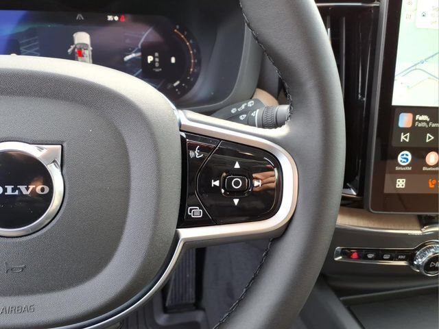 New 2026 Volvo XC60 B5 Plus w/ Protection Package Premier AWD/4WD image 21