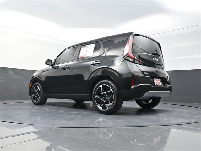 Used 2025 Kia Soul EX image 31