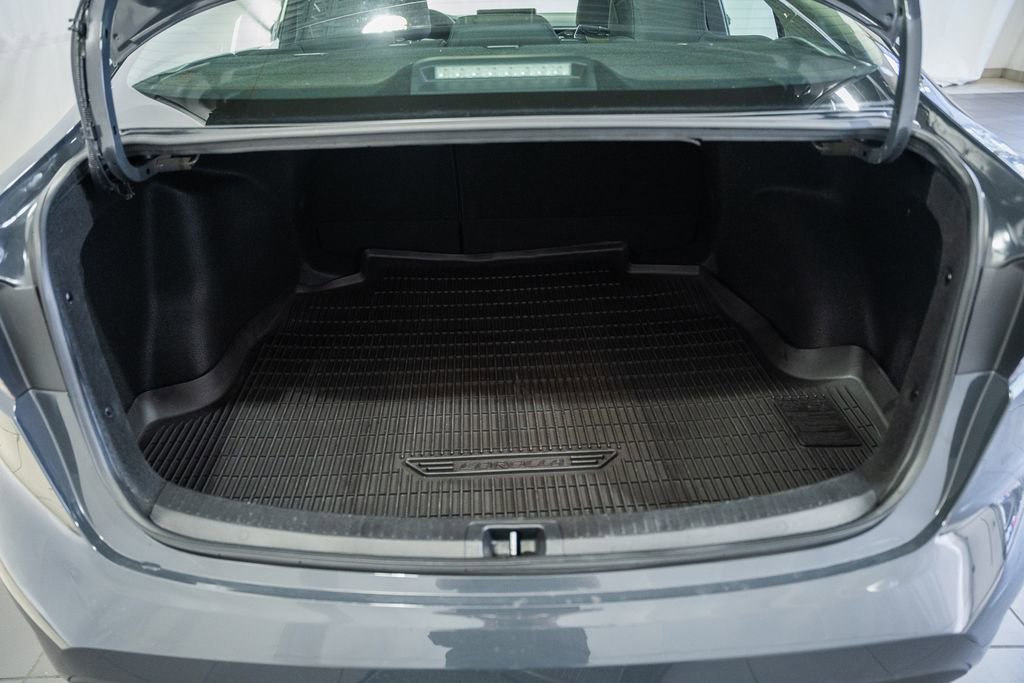 Used 2023 Toyota Corolla LE image 8